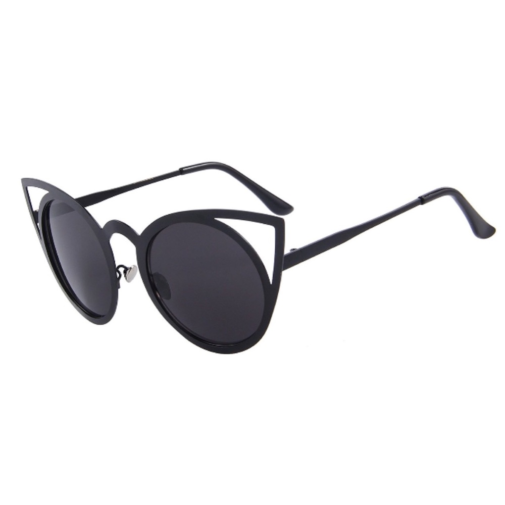 Round Lens Cut Out Cat Eye Black Sunglasses - Picture 3 of 11